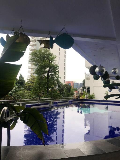Kandi Big 1 Bedroom King Bed, Free Housekeeping, Wi-Fi 安吉利斯 外观 照片